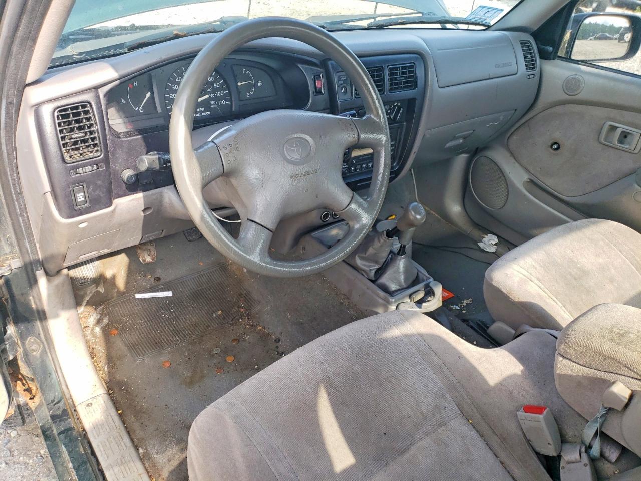 2001 TOYOTA TACOMA