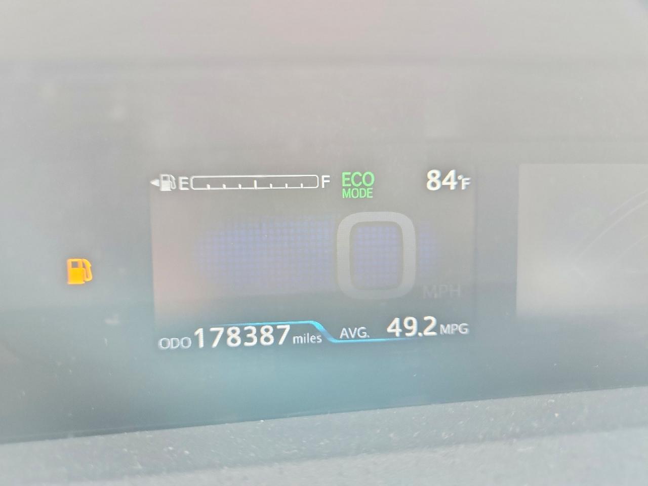 2016 TOYOTA PRIUS