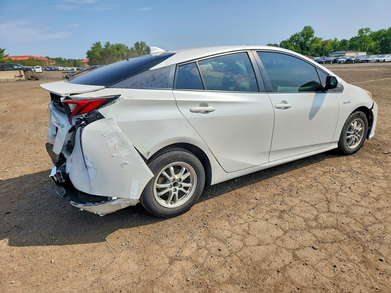 2016 TOYOTA PRIUS