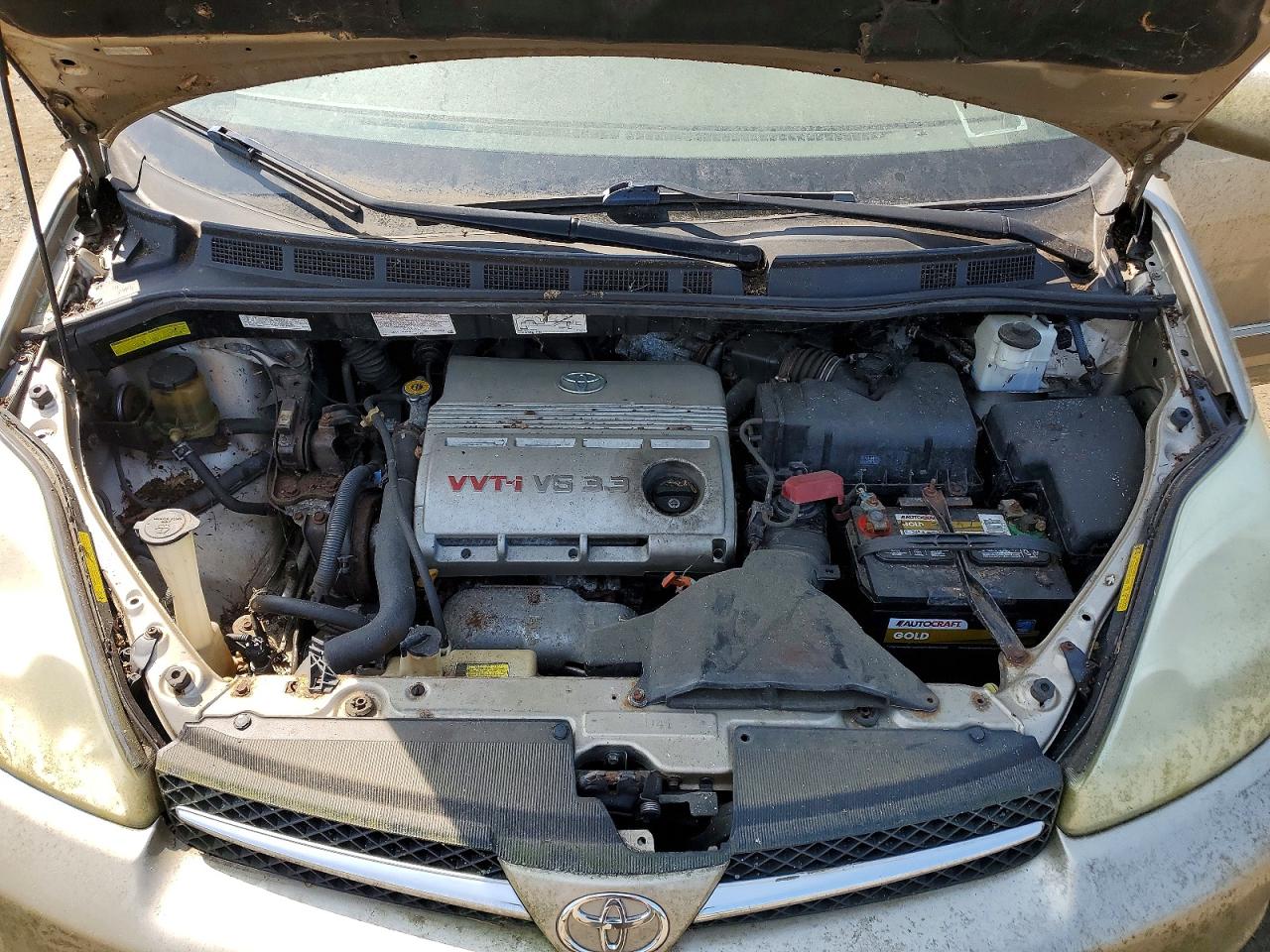 2004 TOYOTA SIENNA