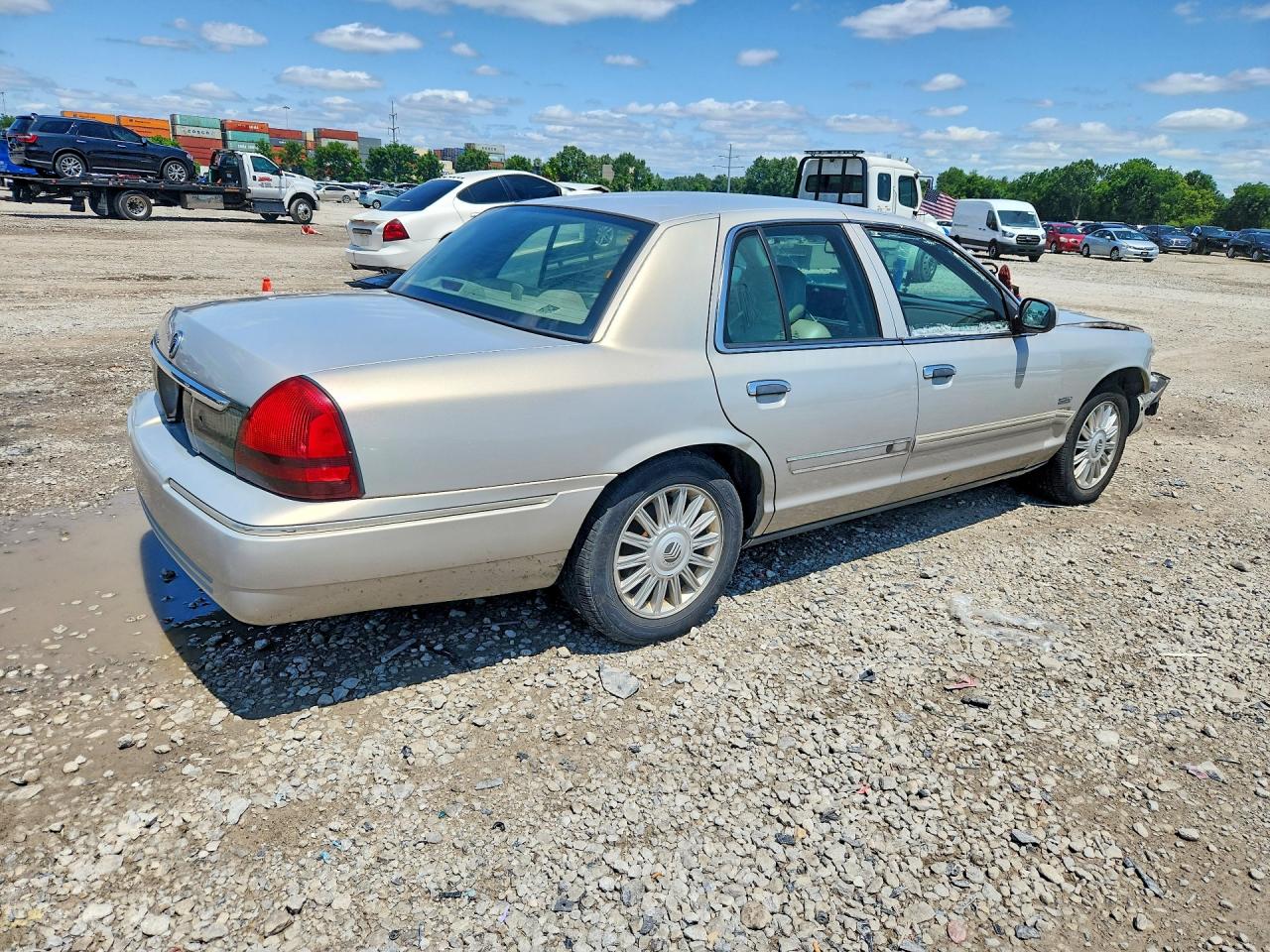 2010 MERCURY GRMARQUIS