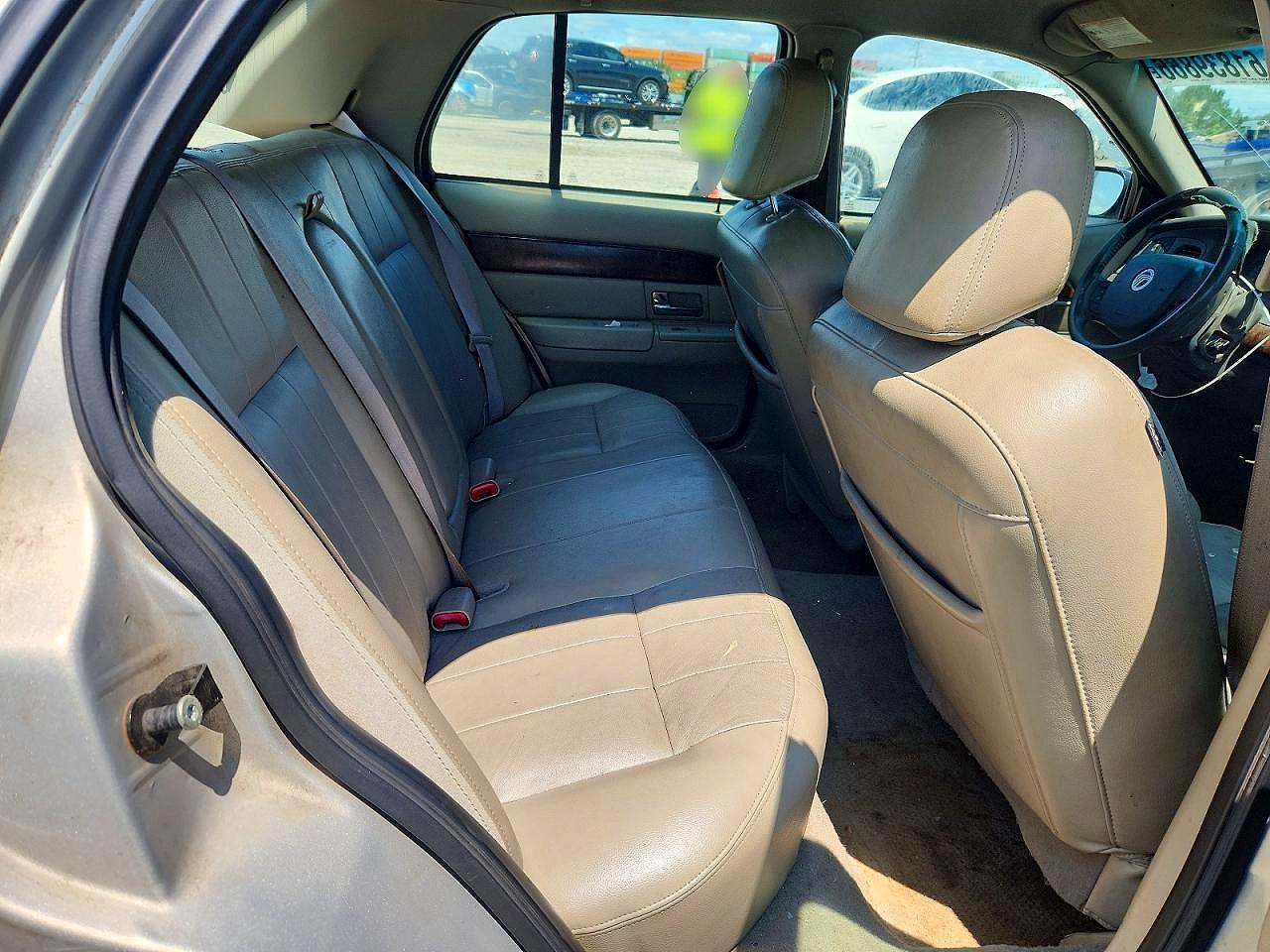 2010 MERCURY GRMARQUIS