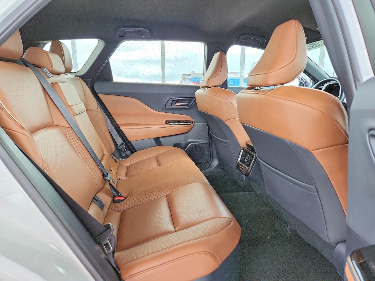 2025 TOYOTA CROWN SIGNIA