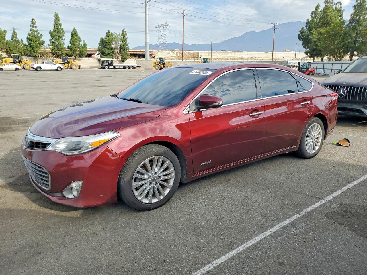 2013 TOYOTA AVALON