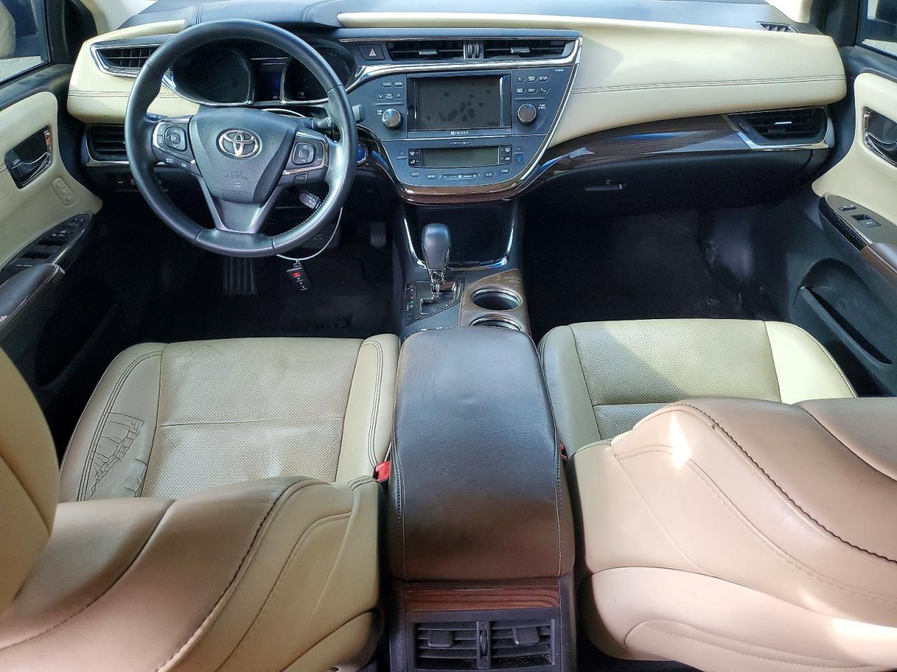 2013 TOYOTA AVALON