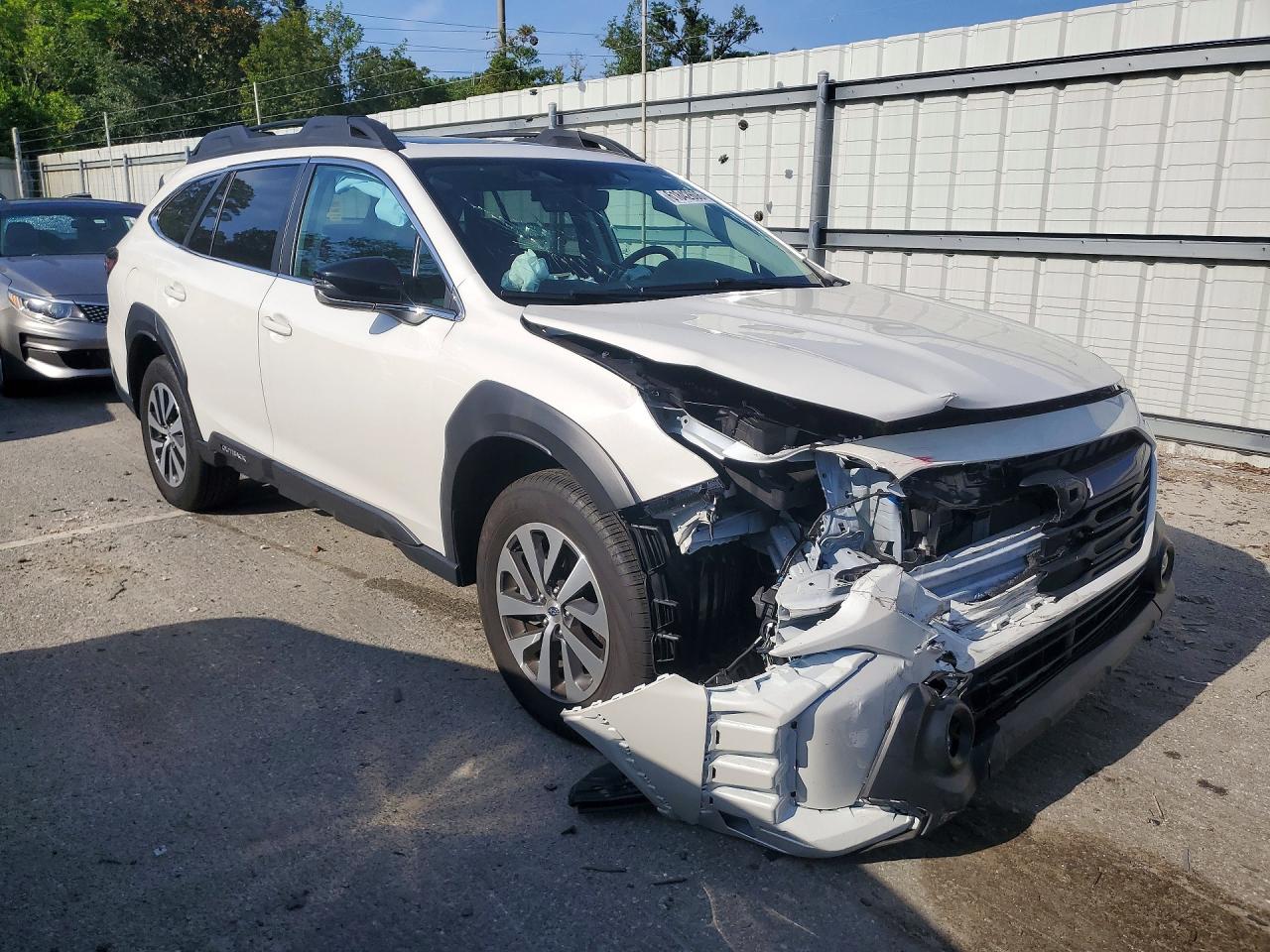 2025 SUBARU OUTBACK