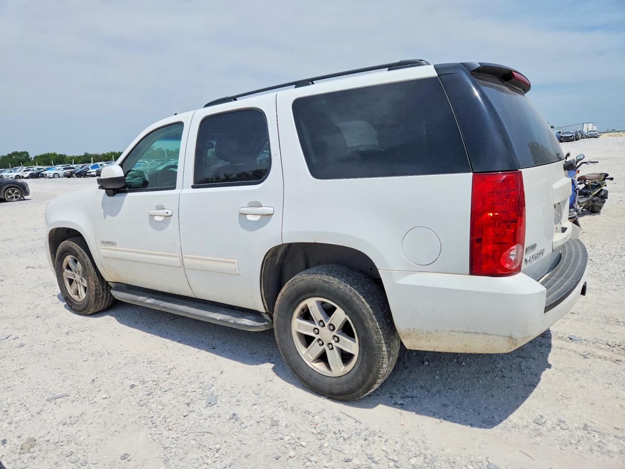 2011 GMC YUKON