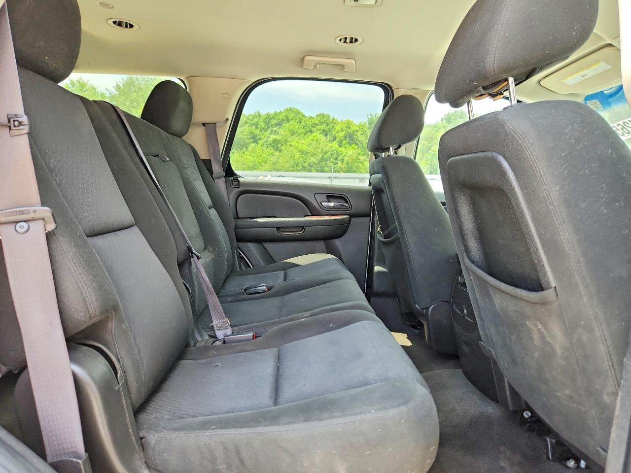 2011 GMC YUKON