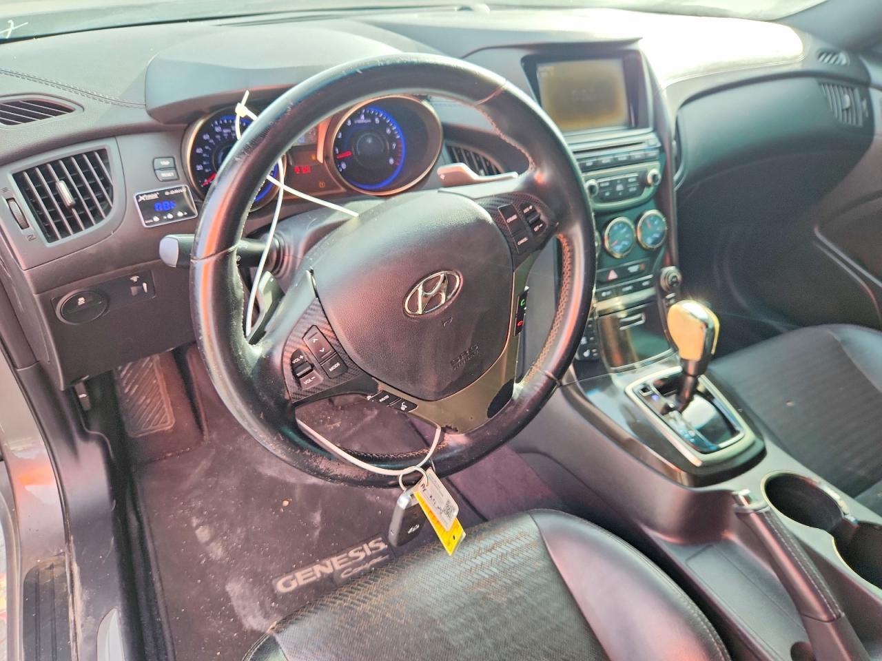 2013 HYUNDAI GENESIS