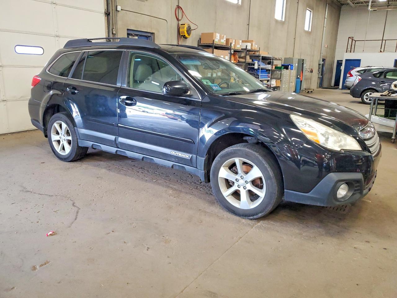 2014 SUBARU OUTBACK