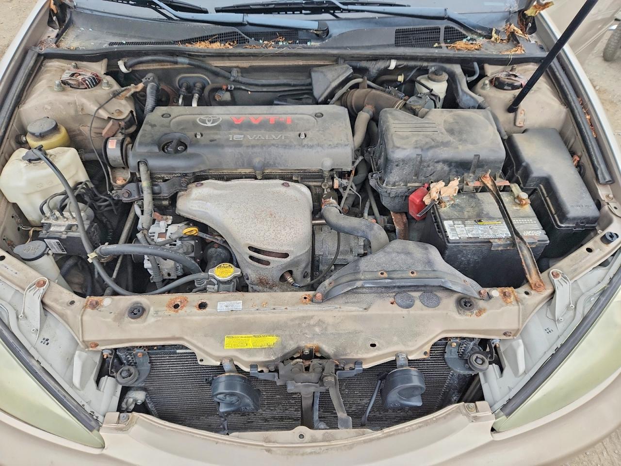 2004 TOYOTA CAMRY
