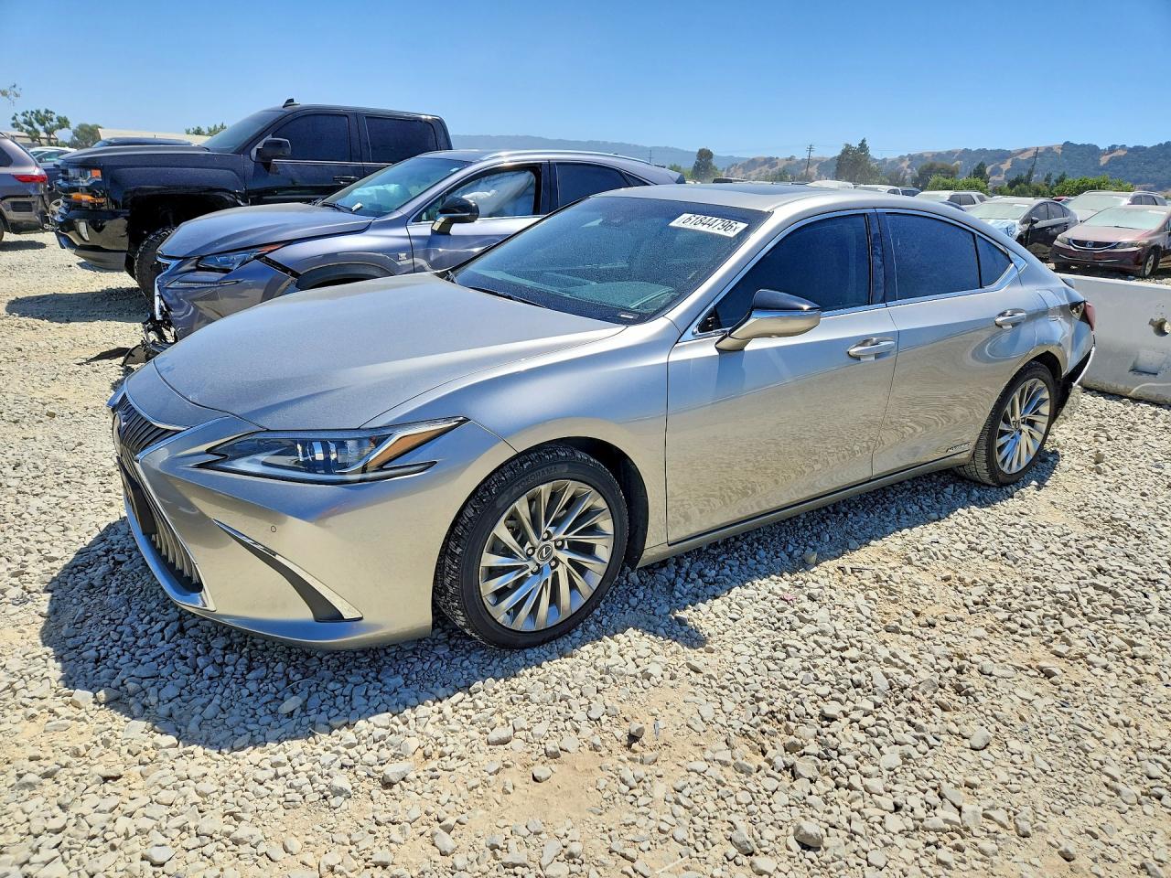 2020 LEXUS ES300