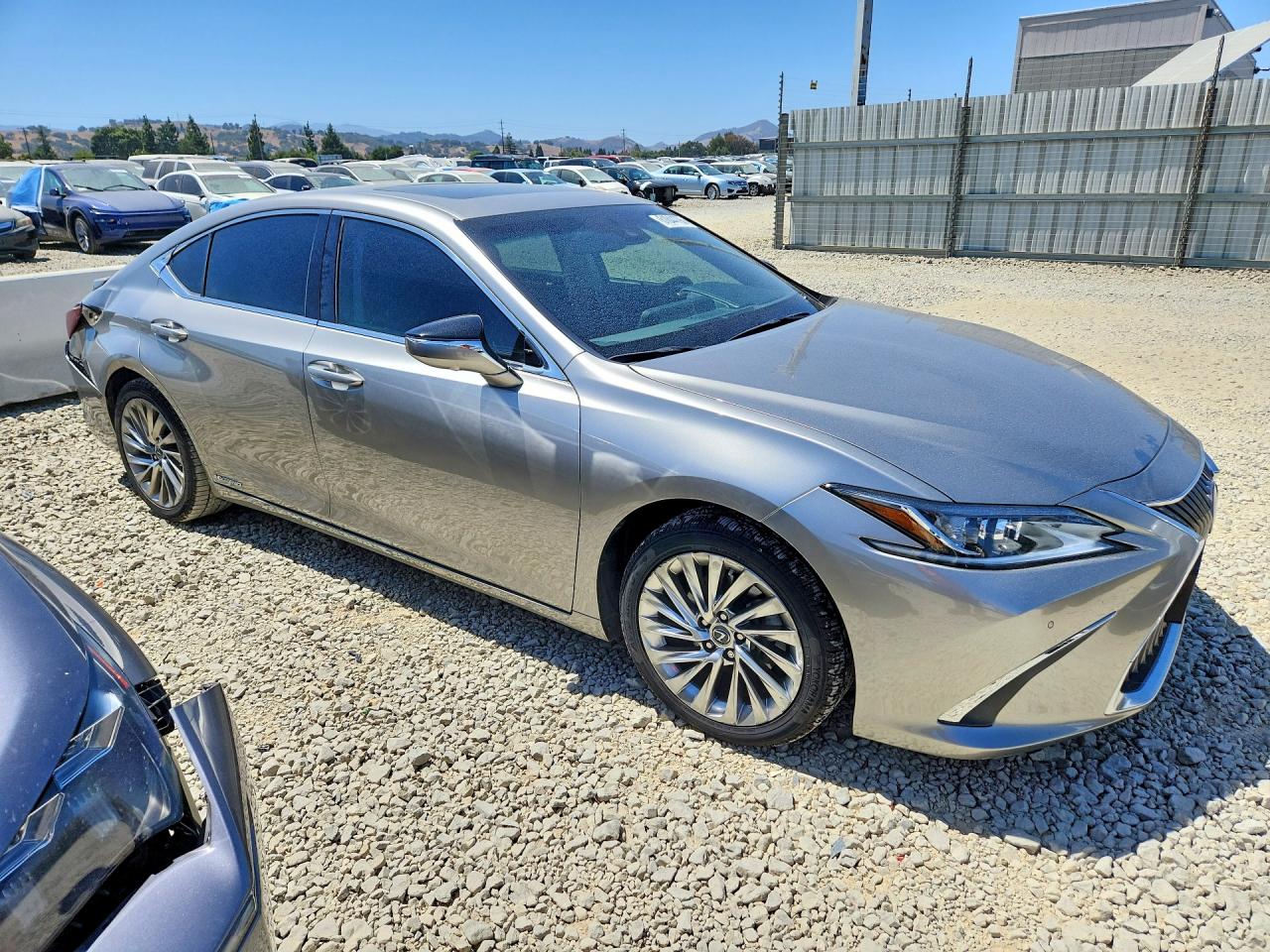 2020 LEXUS ES300