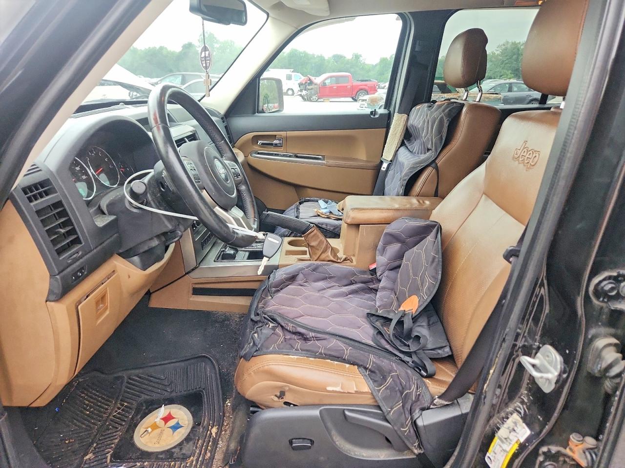 2012 JEEP LIBERTY