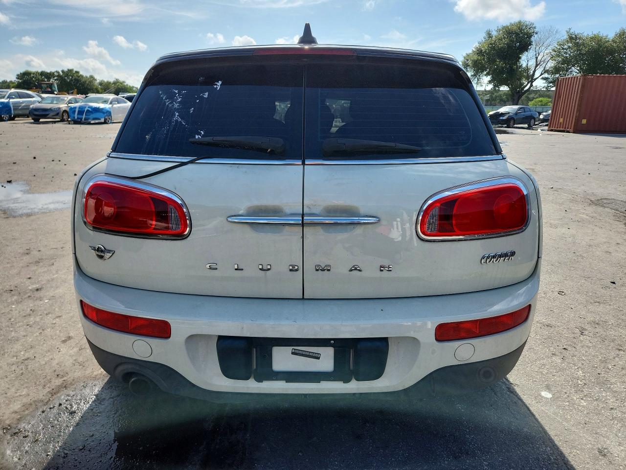 2017 MINI COOPER