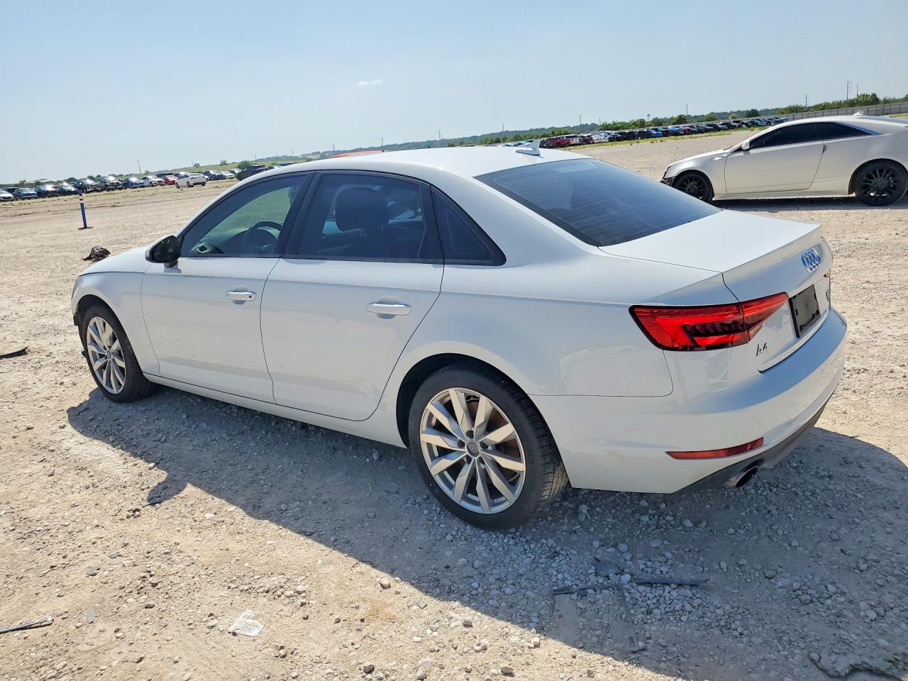 2017 AUDI A4