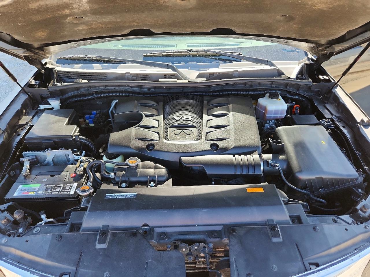 2011 INFINITI QX56