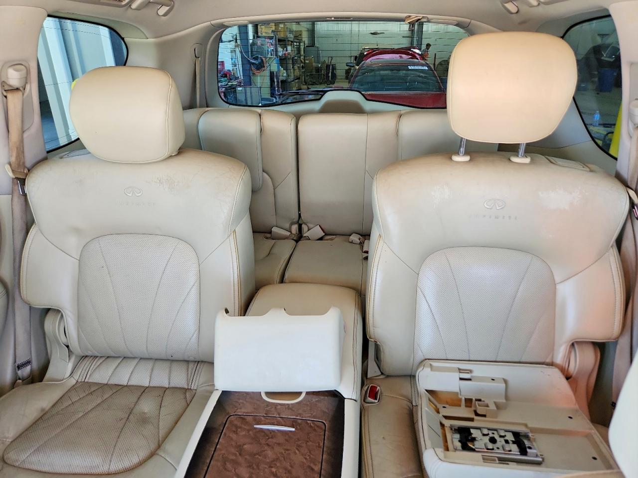 2011 INFINITI QX56