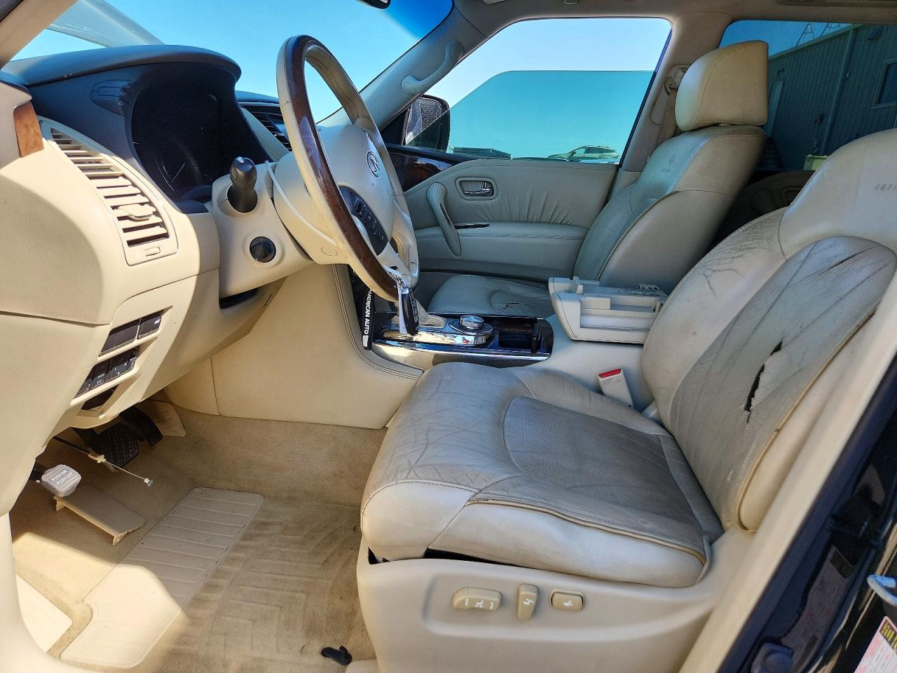 2011 INFINITI QX56
