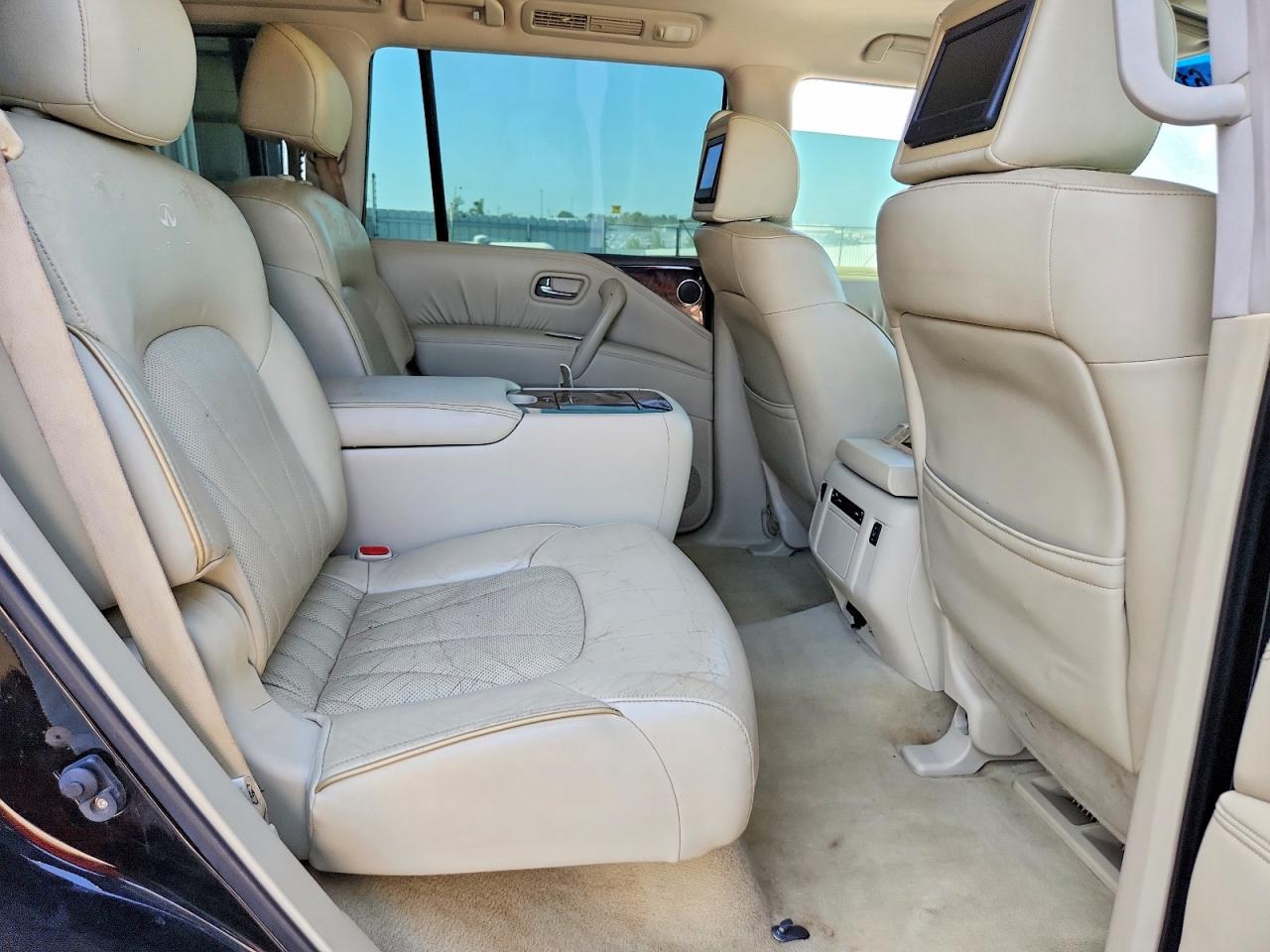 2011 INFINITI QX56