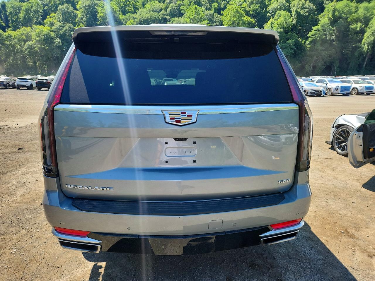 2024 CADILLAC ESCALADE