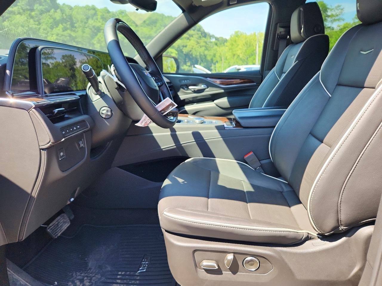 2024 CADILLAC ESCALADE