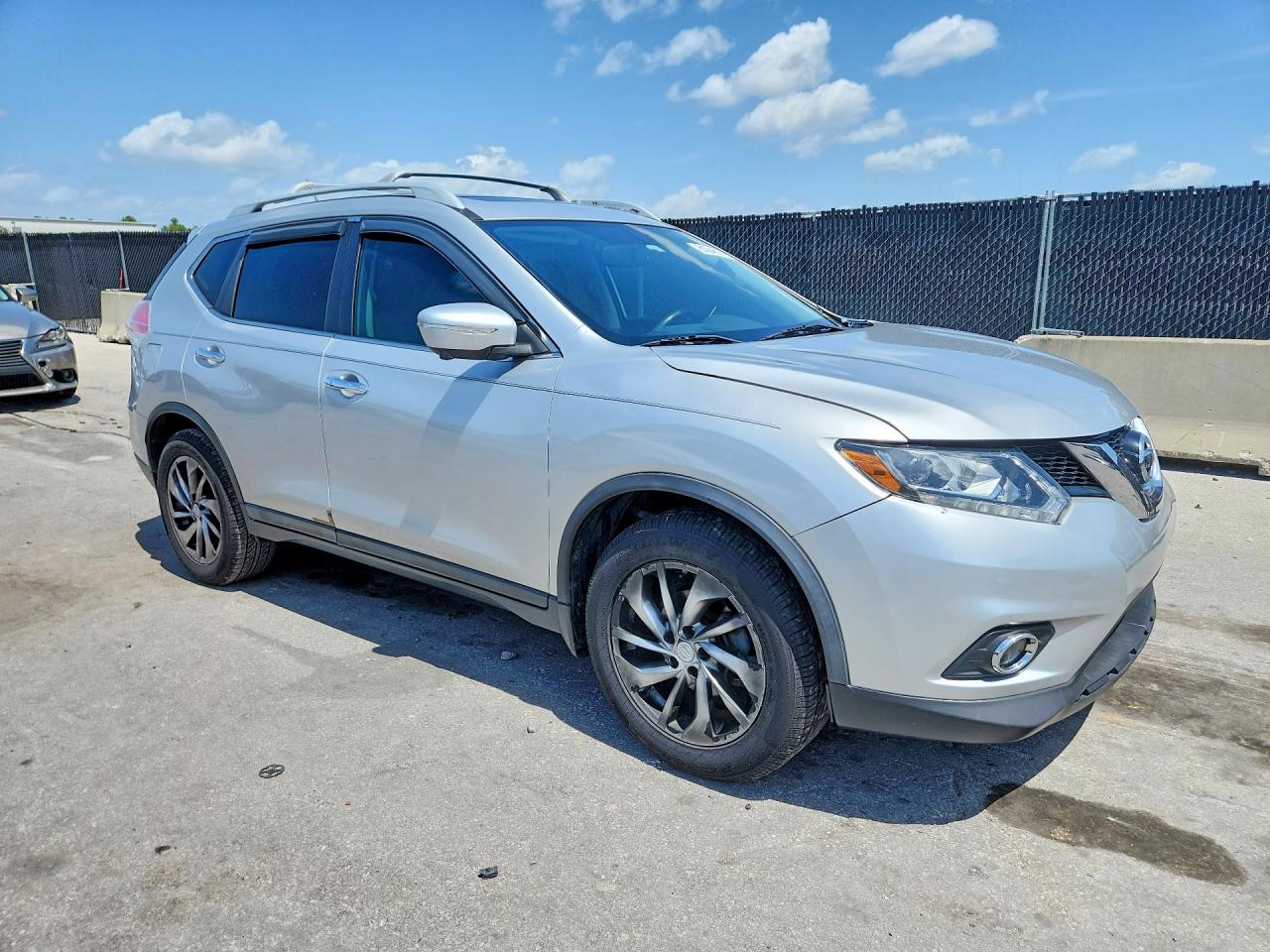 2014 NISSAN ROGUE