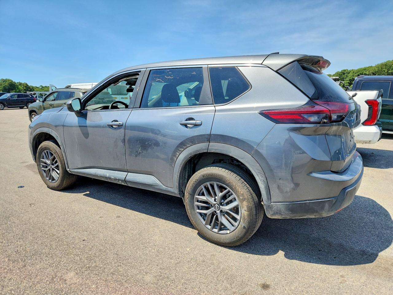 2026 NISSAN ROGUE