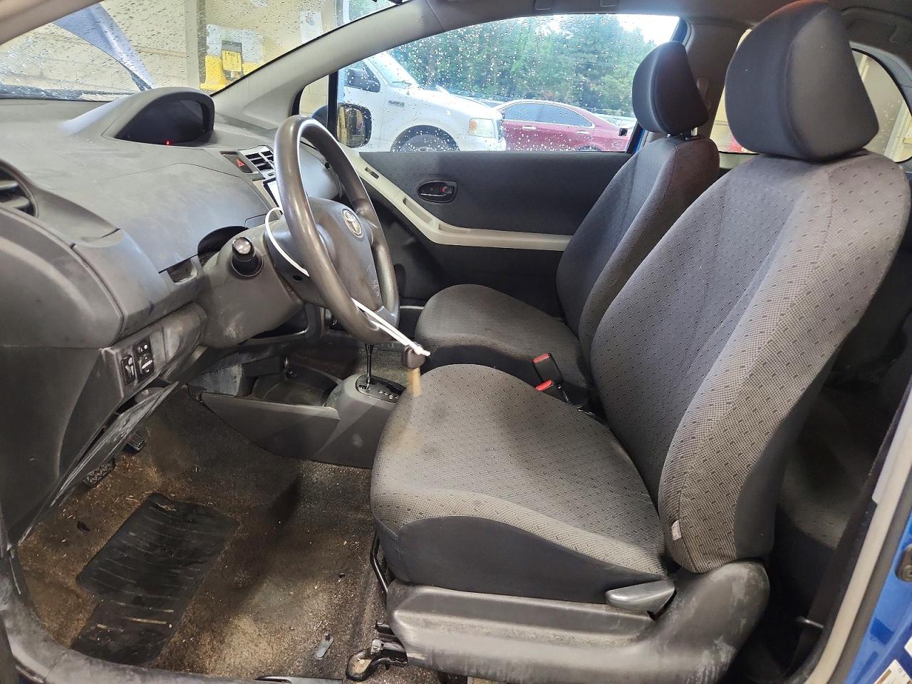 2010 TOYOTA YARIS