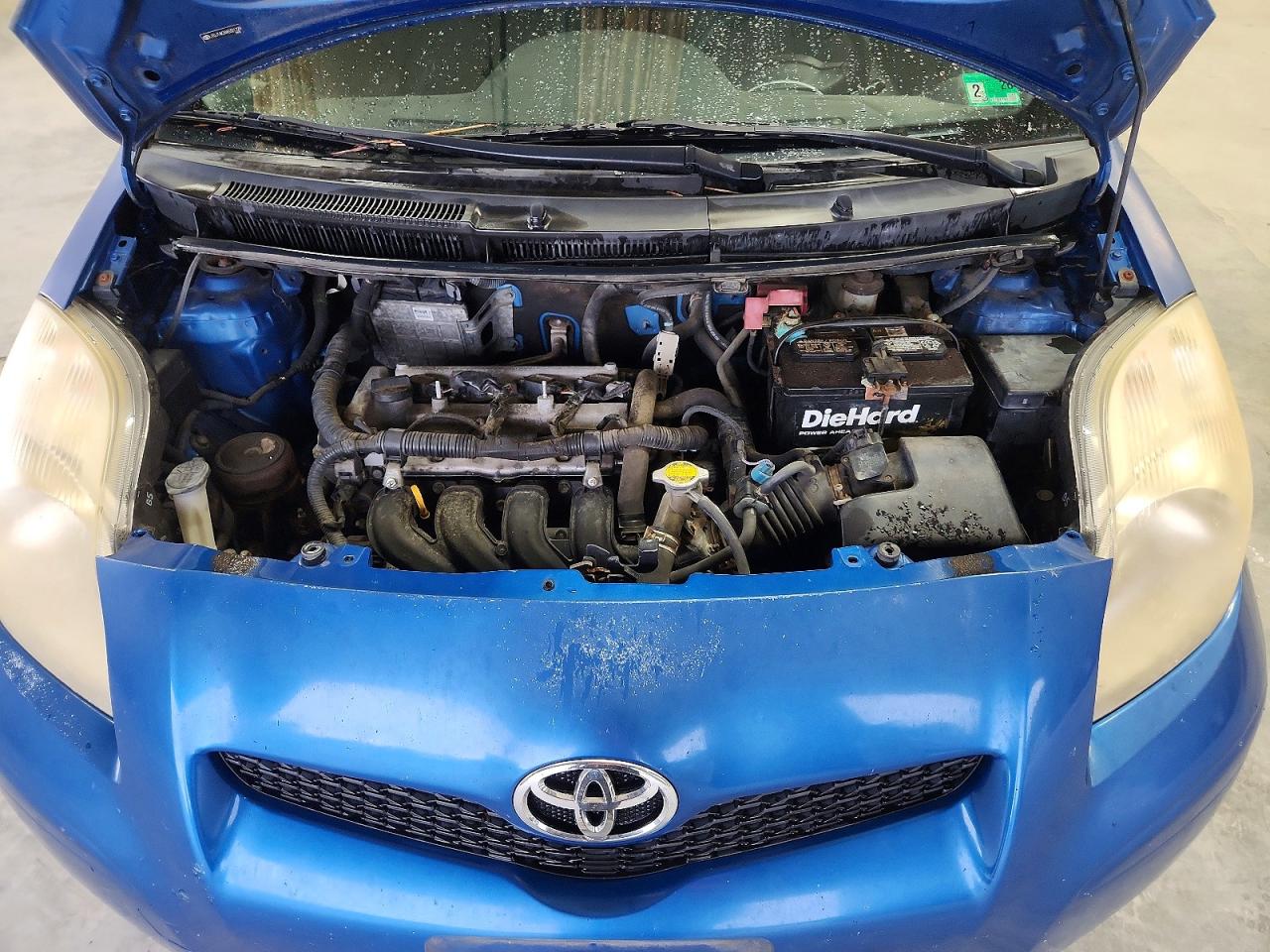 2010 TOYOTA YARIS
