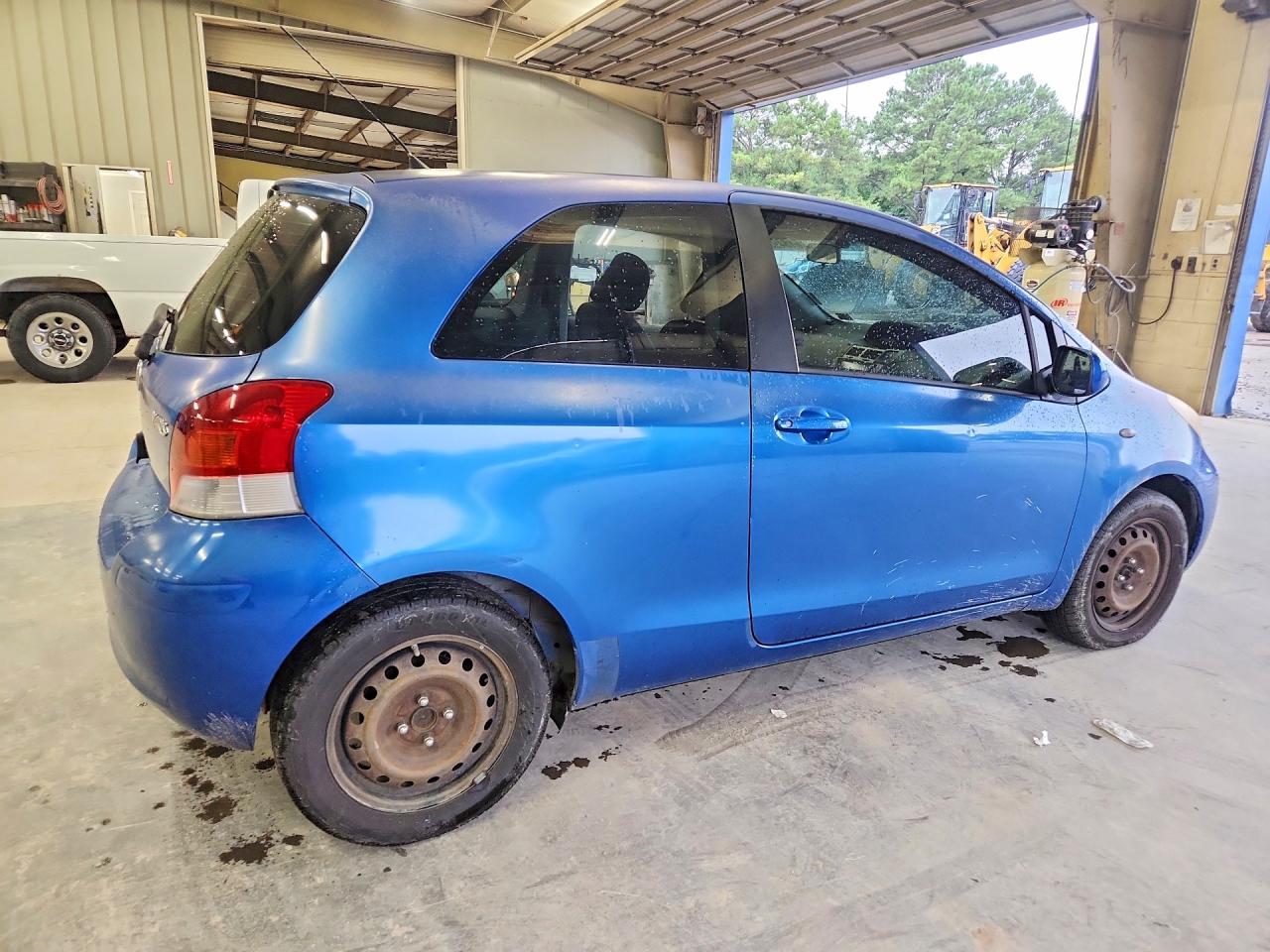 2010 TOYOTA YARIS