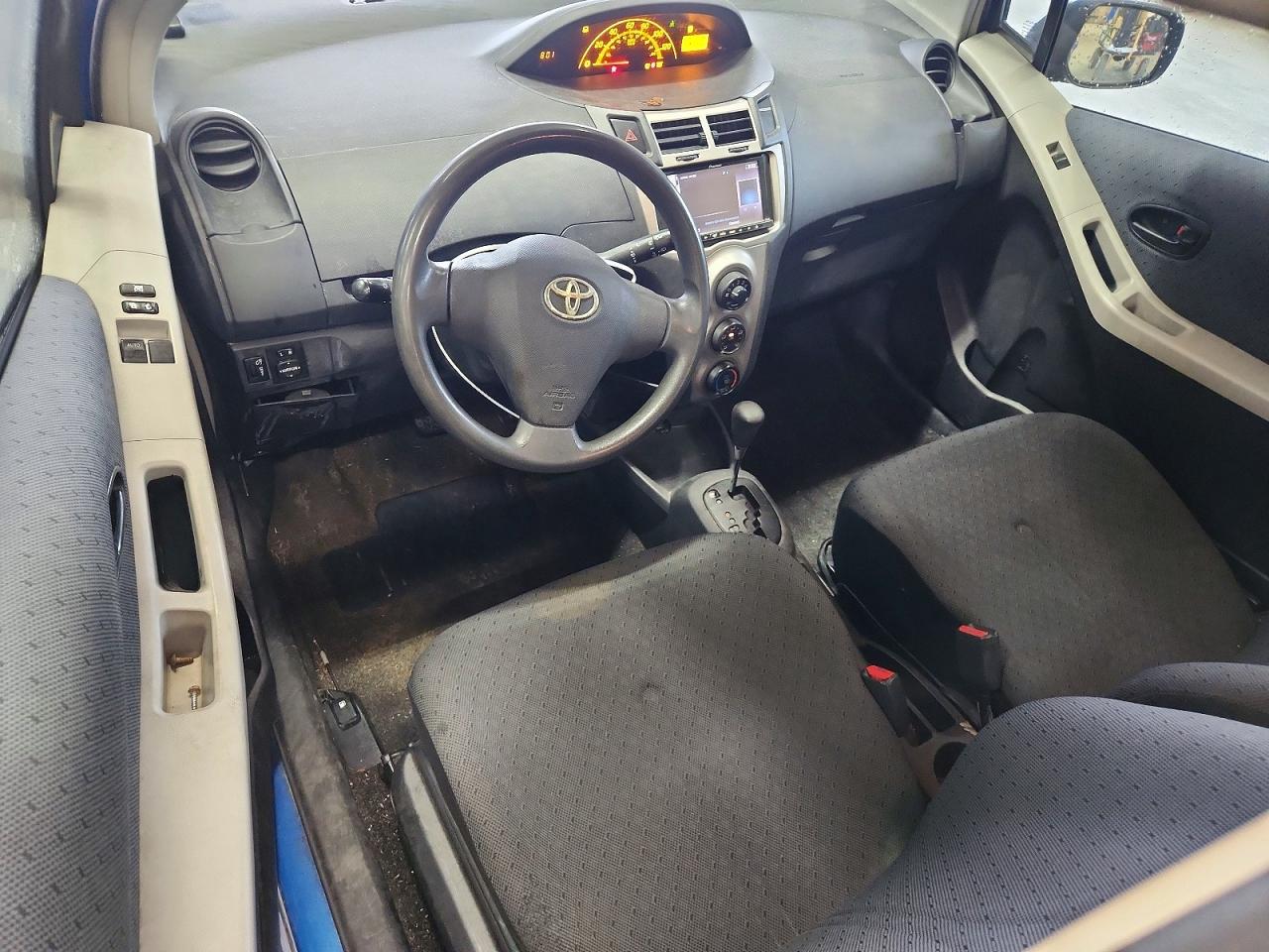 2010 TOYOTA YARIS