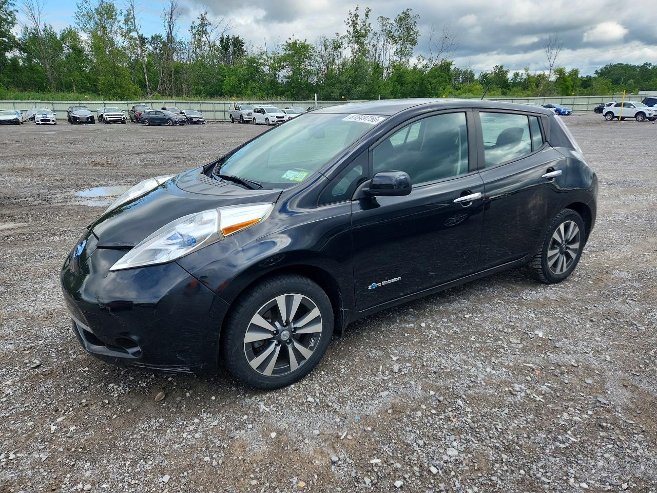 2015 NISSAN LEAF