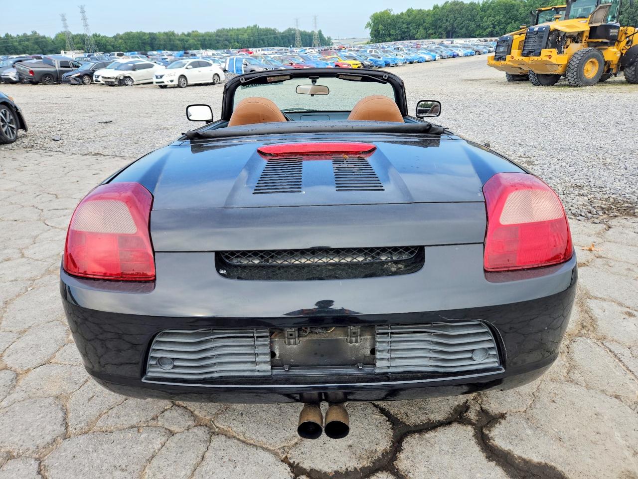 2002 TOYOTA MR2