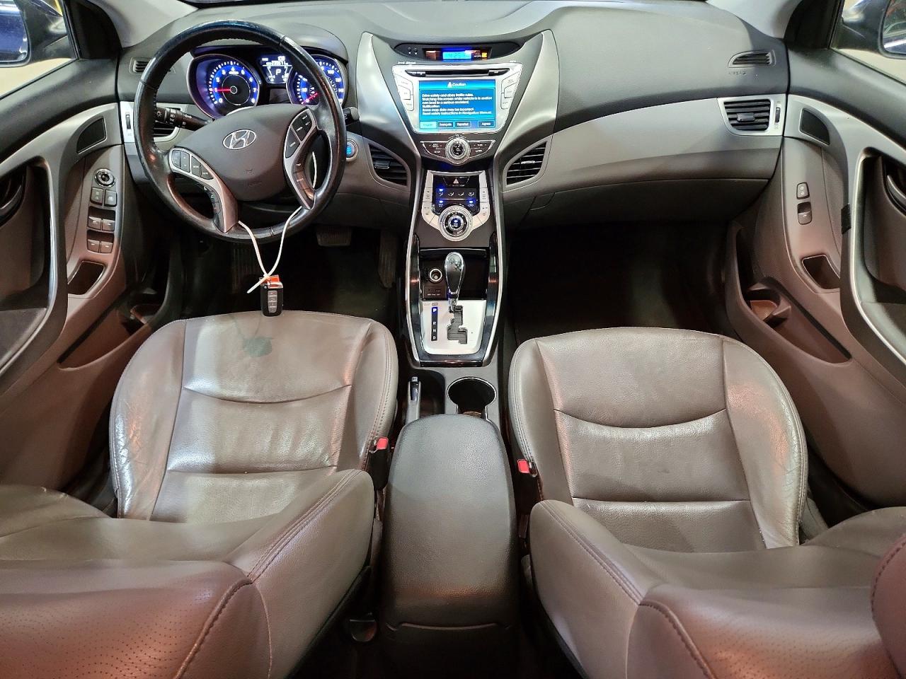 2012 HYUNDAI ELANTRA