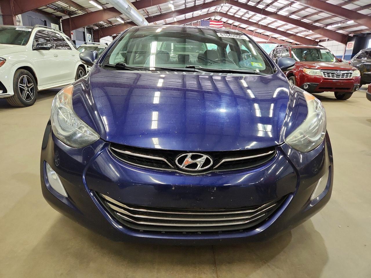 2012 HYUNDAI ELANTRA