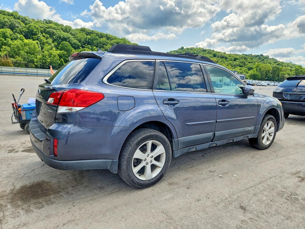 2014 SUBARU OUTBACK