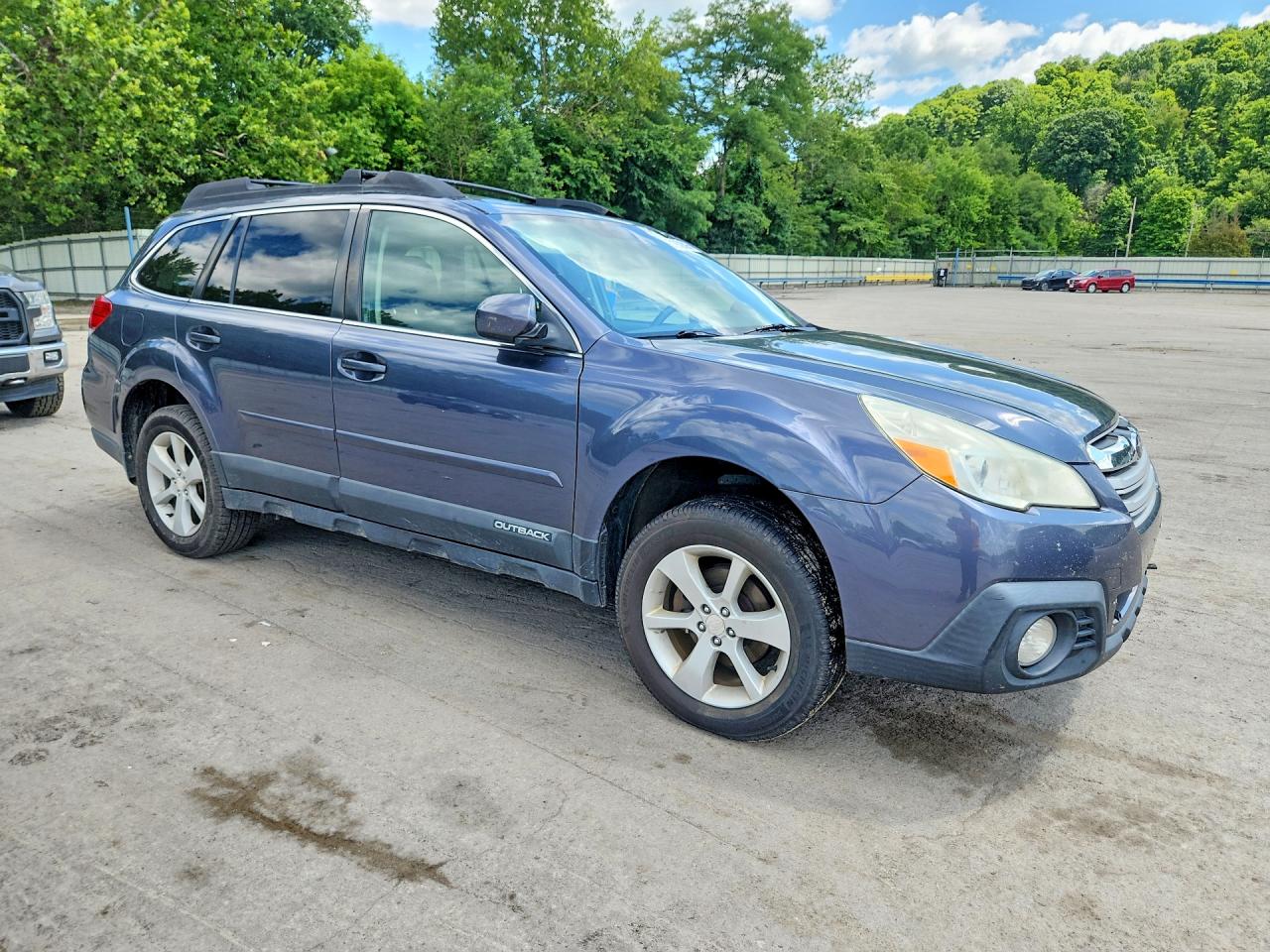 2014 SUBARU OUTBACK