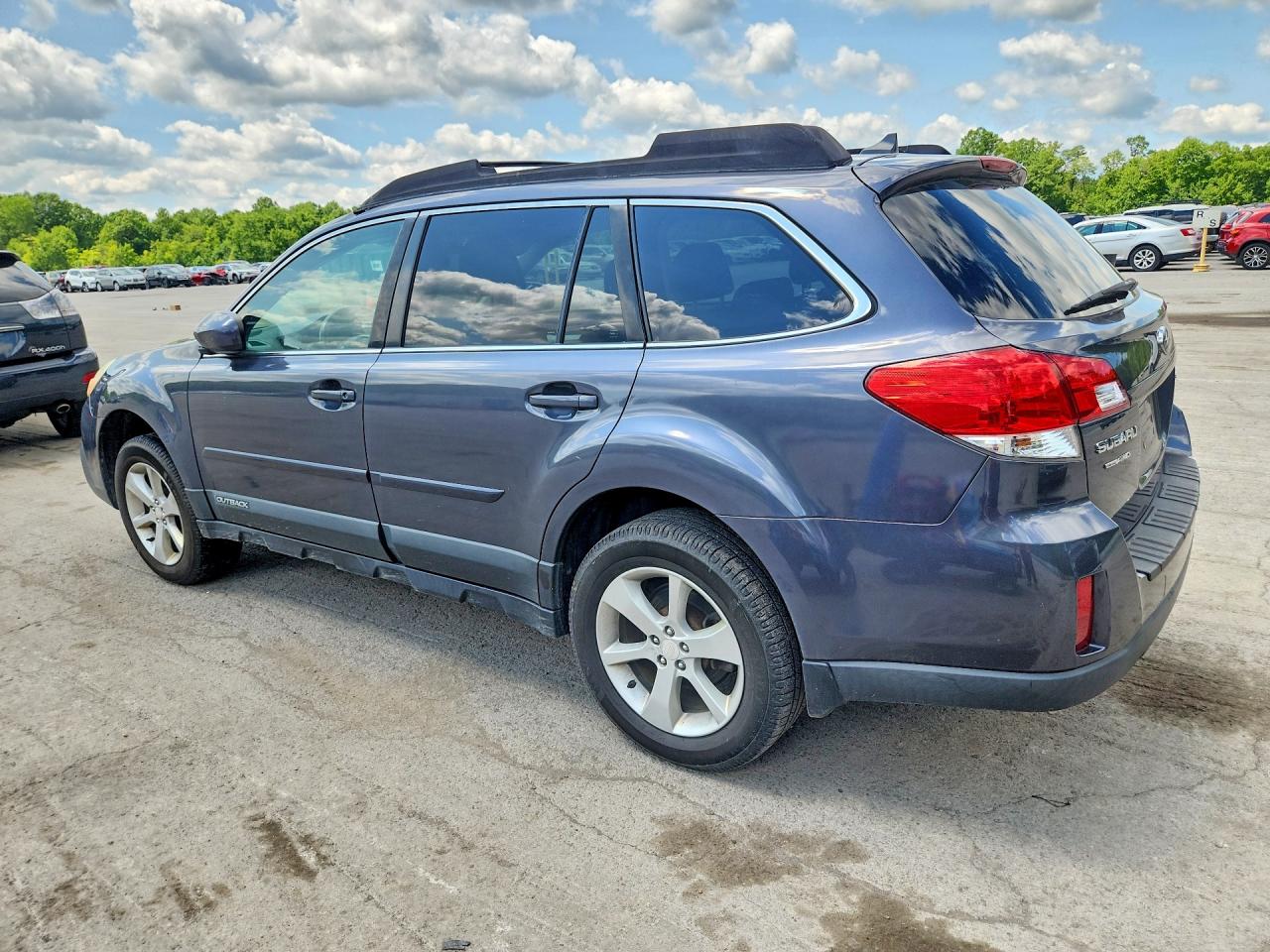 2014 SUBARU OUTBACK