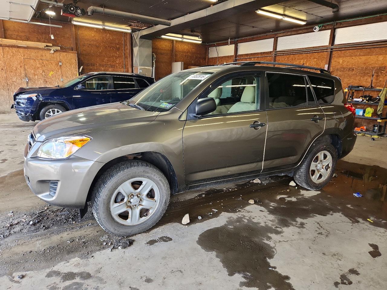 2009 TOYOTA RAV4 BASE