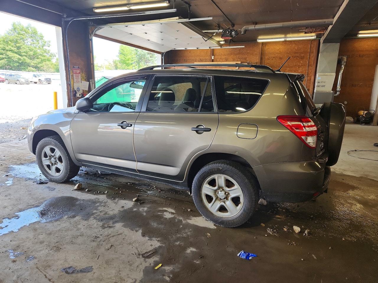 2009 TOYOTA RAV4 BASE