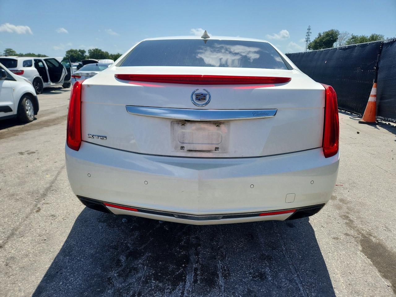 2015 CADILLAC XTS