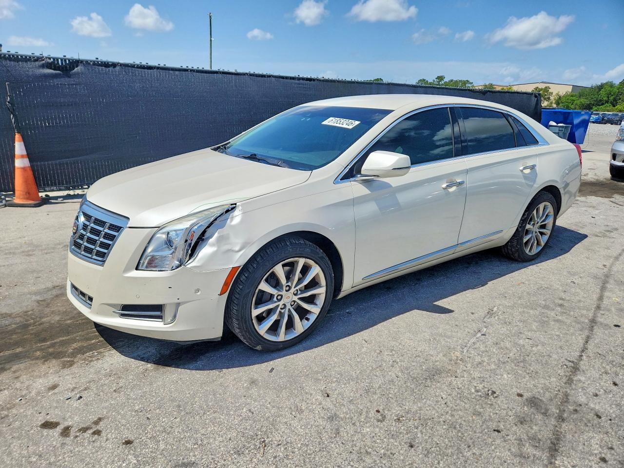 2015 CADILLAC XTS