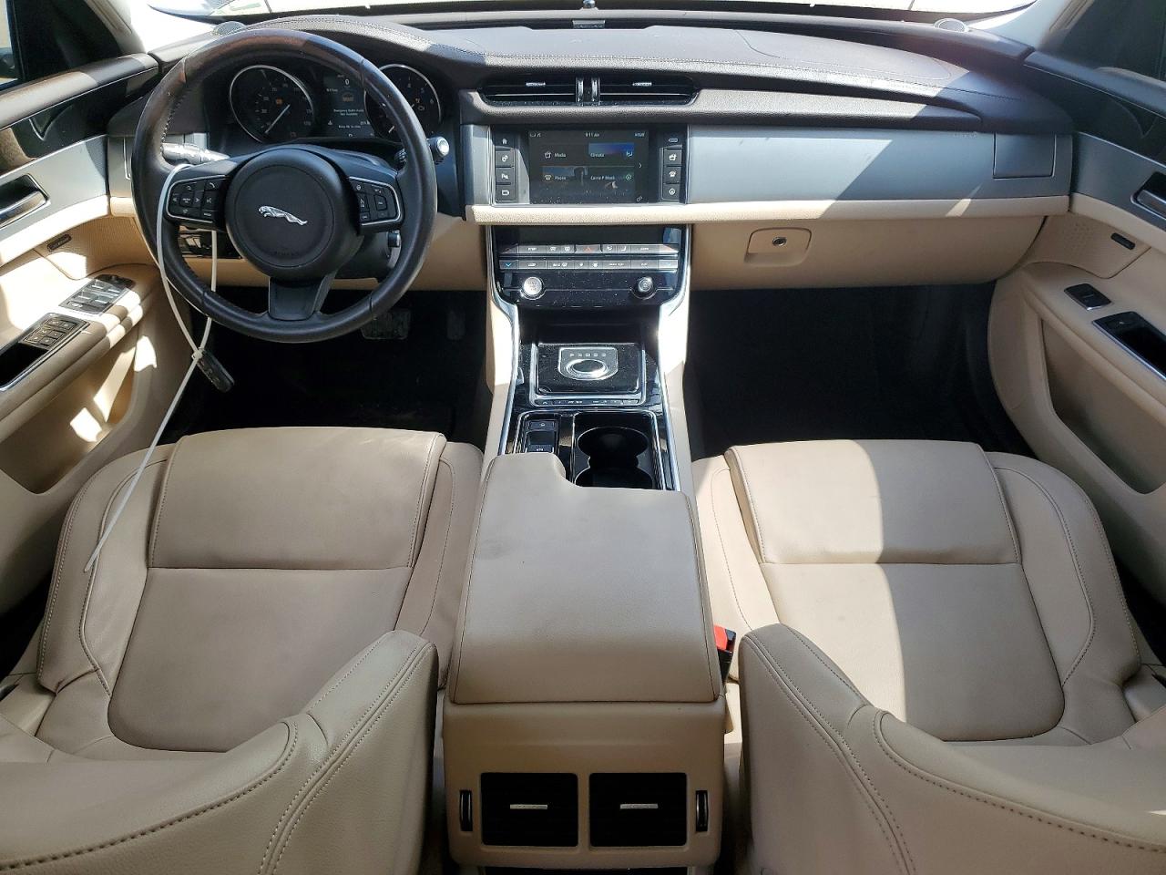 2017 JAGUAR XF