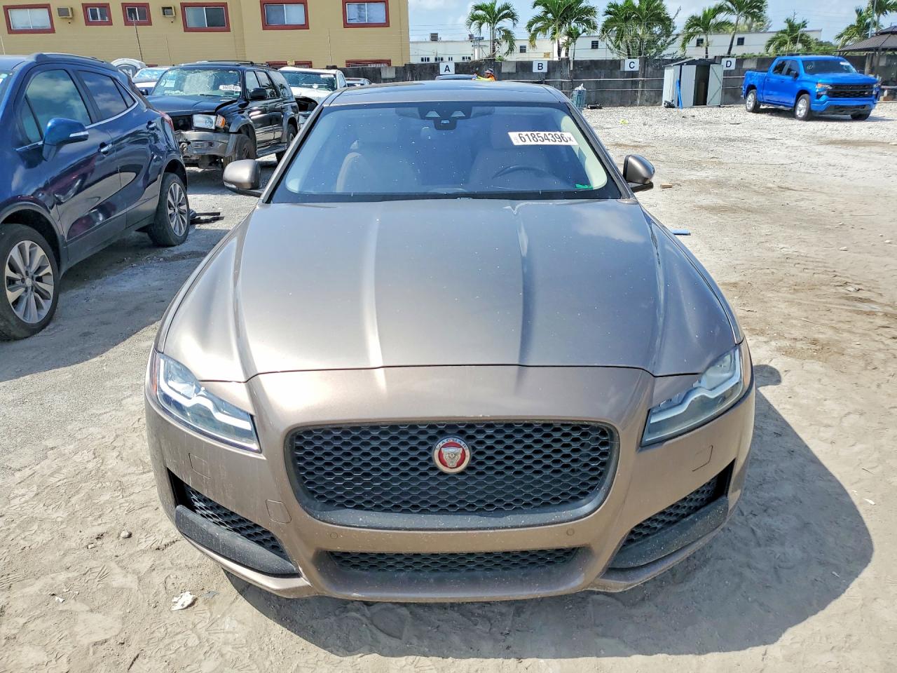 2017 JAGUAR XF
