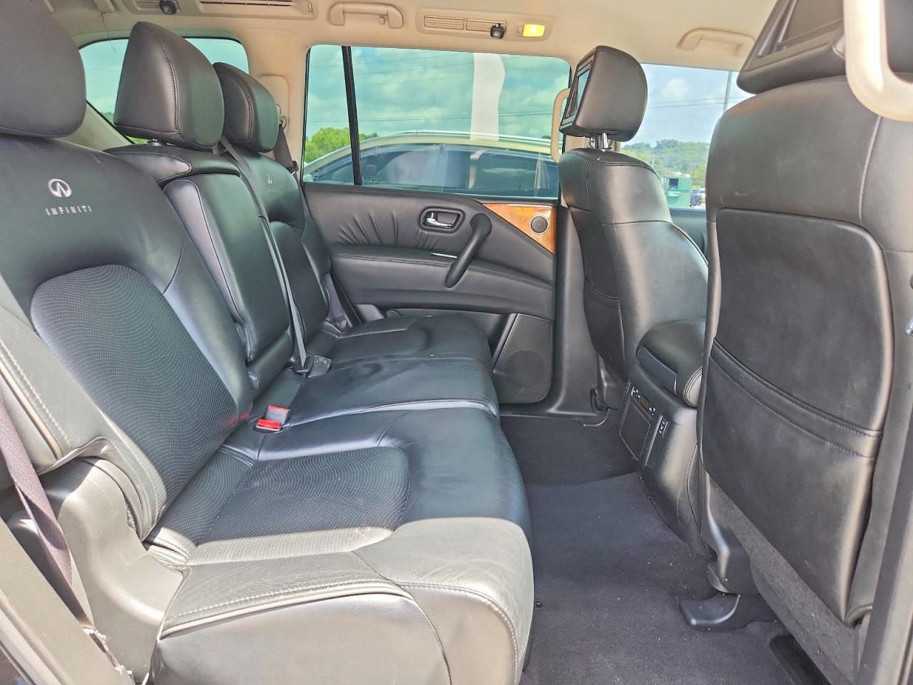 2012 INFINITI QX56