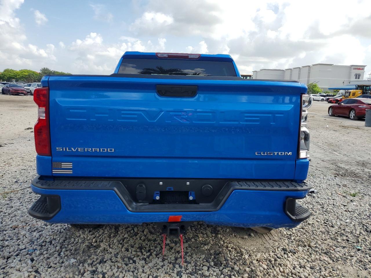 2025 CHEVROLET SILVERADO