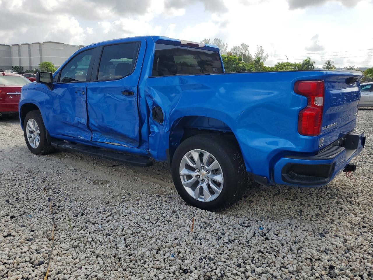 2025 CHEVROLET SILVERADO