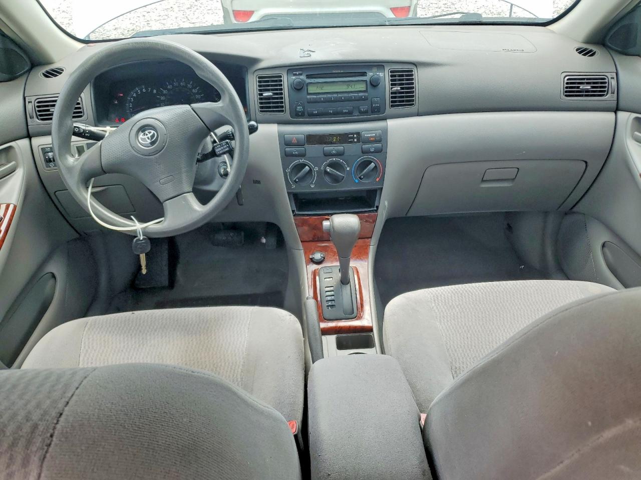 2005 TOYOTA COROLLA