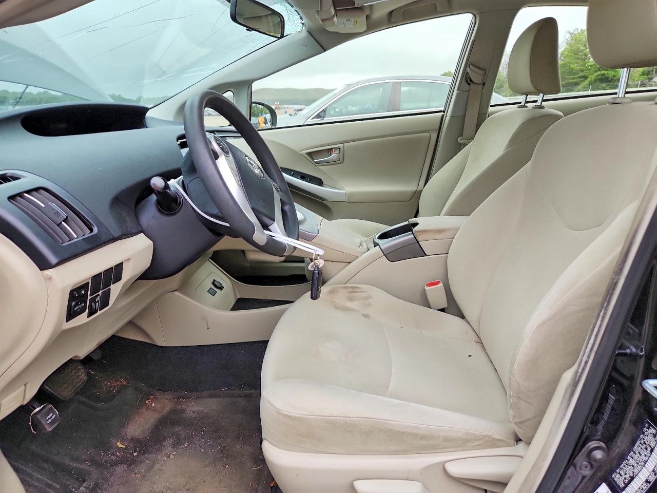 2014 TOYOTA PRIUS
